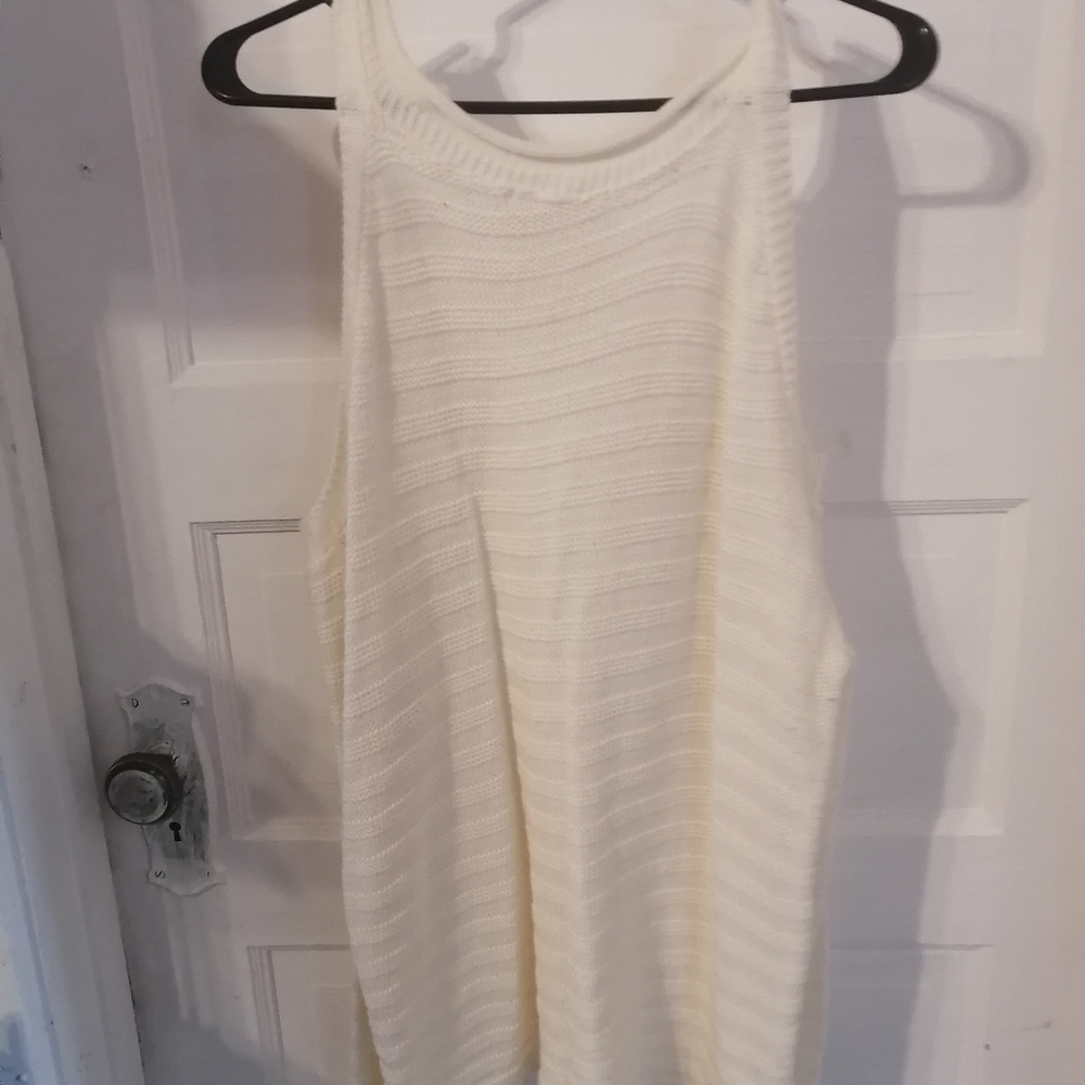 Lightweight Sweater - Picture 3 of 3